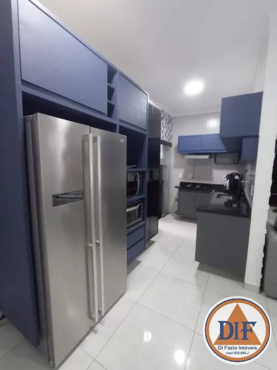 Casa de Condomínio à venda com 3 quartos, 105m² - Foto 1
