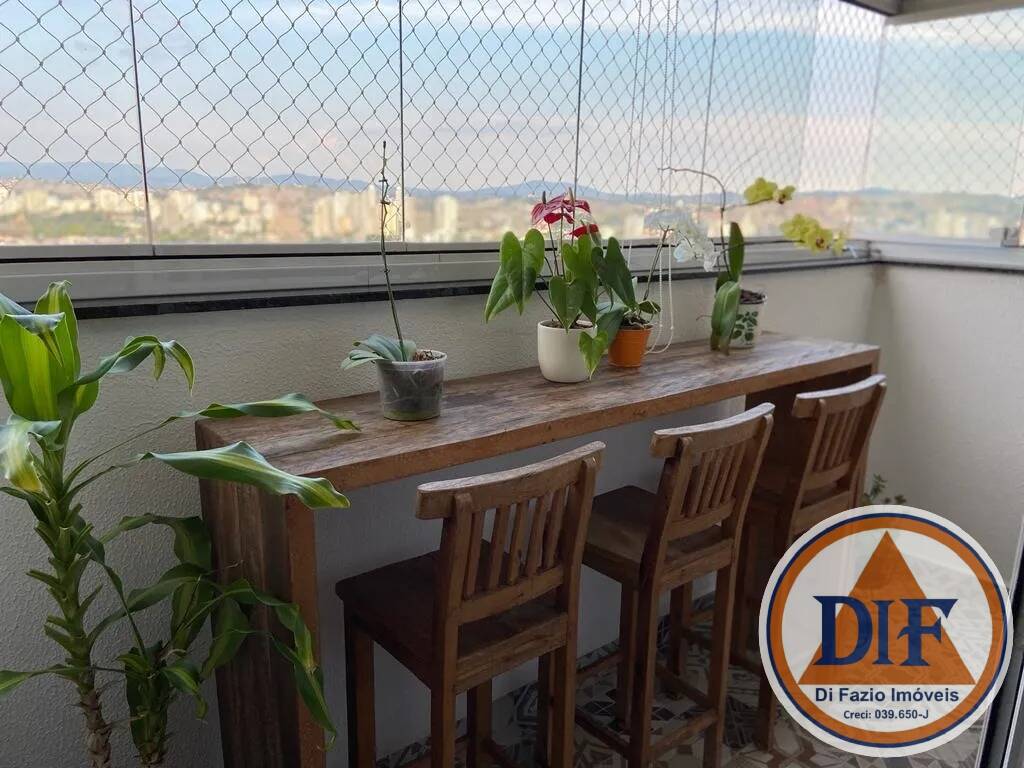 Apartamento à venda com 3 quartos, 90m² - Foto 3