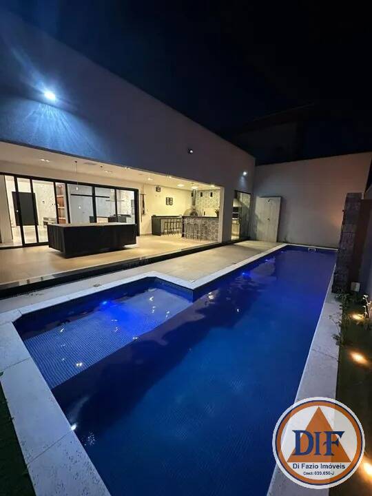Casa à venda com 3 quartos, 234m² - Foto 6