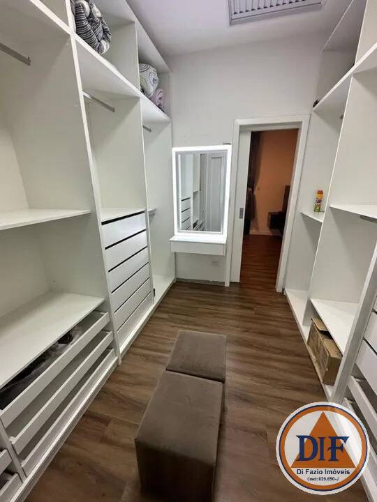 Casa à venda com 3 quartos, 234m² - Foto 12