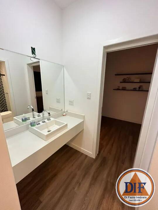 Casa à venda com 3 quartos, 234m² - Foto 17