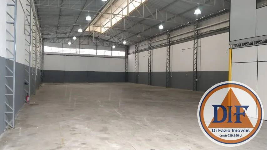 Depósito-Galpão-Armazém para alugar, 577m² - Foto 1