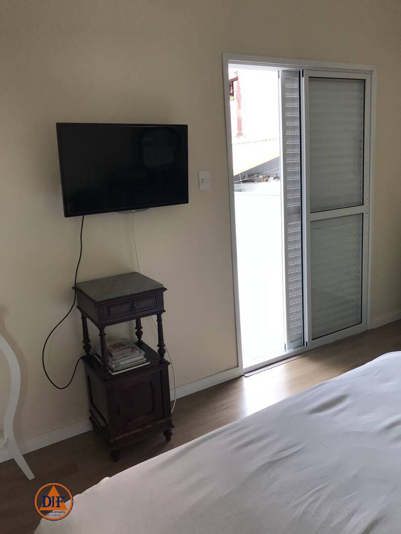 Casa à venda com 3 quartos, 188m² - Foto 18