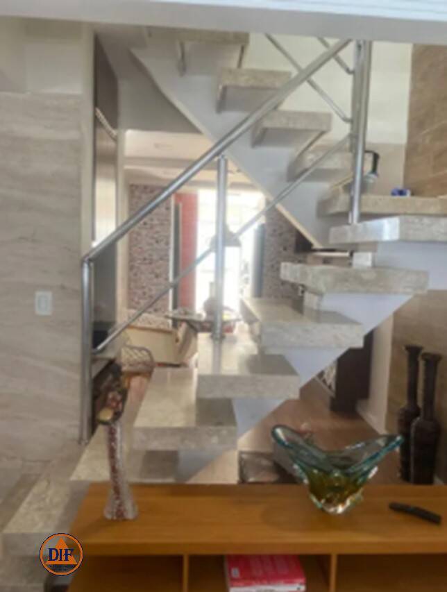 Casa à venda com 4 quartos, 140m² - Foto 11