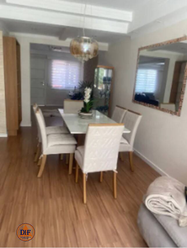 Casa à venda com 4 quartos, 140m² - Foto 18