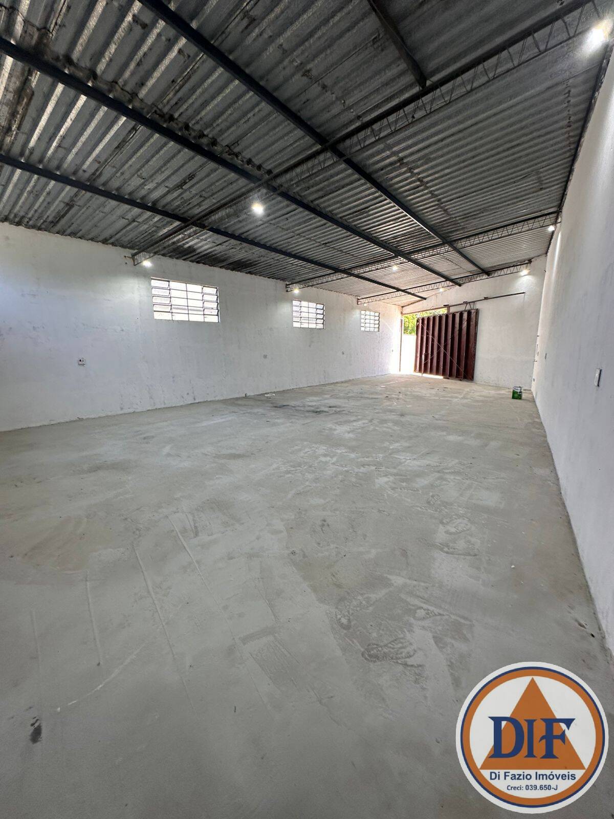 Depósito-Galpão-Armazém para alugar, 212m² - Foto 7