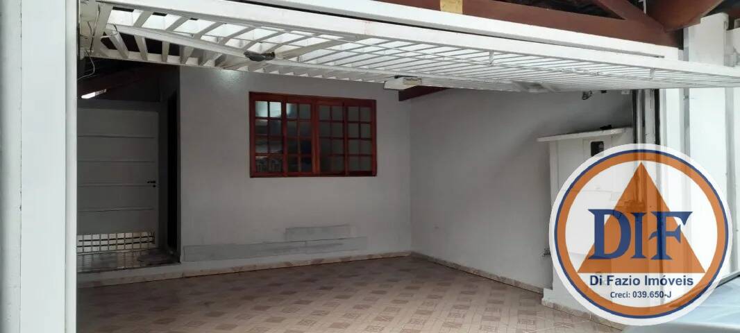 Casa à venda com 2 quartos, 62m² - Foto 2