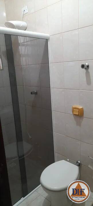 Casa à venda com 2 quartos, 62m² - Foto 11