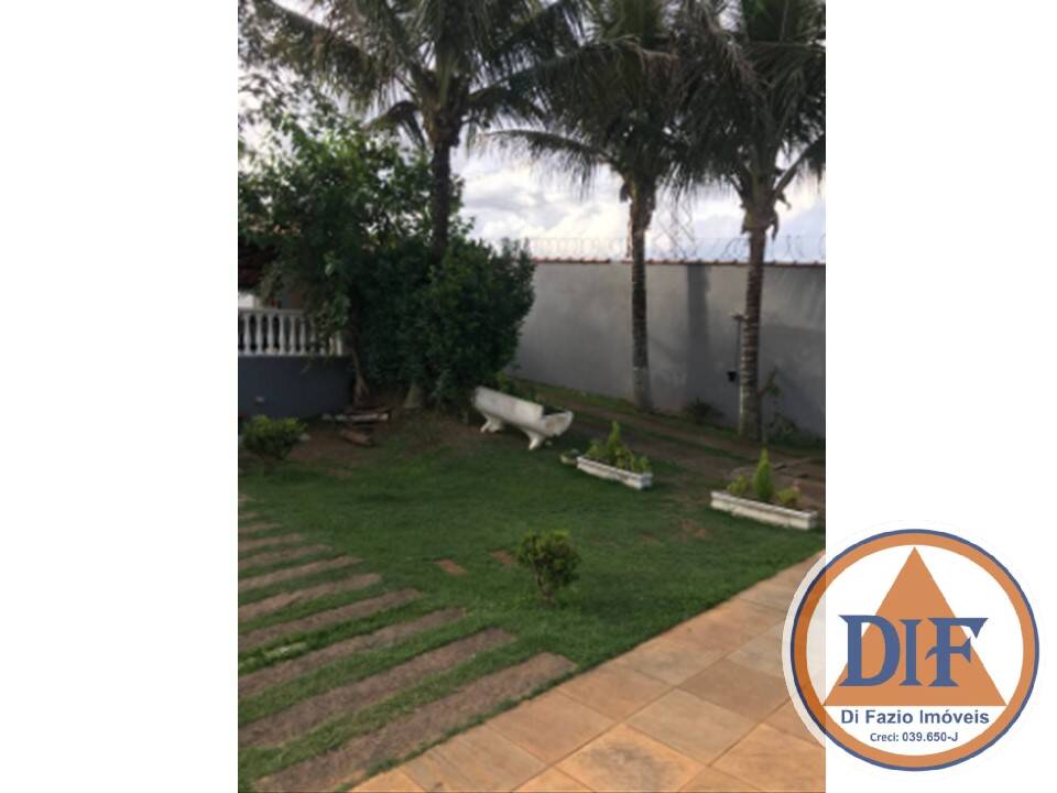 Chácara à venda com 4 quartos, 300m² - Foto 13