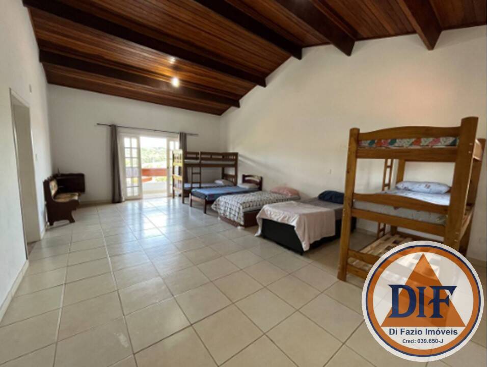Chácara à venda com 4 quartos, 300m² - Foto 19