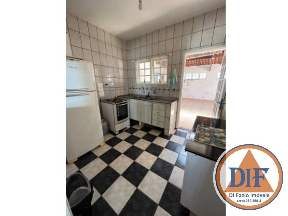Chácara à venda com 4 quartos, 300m² - Foto 26