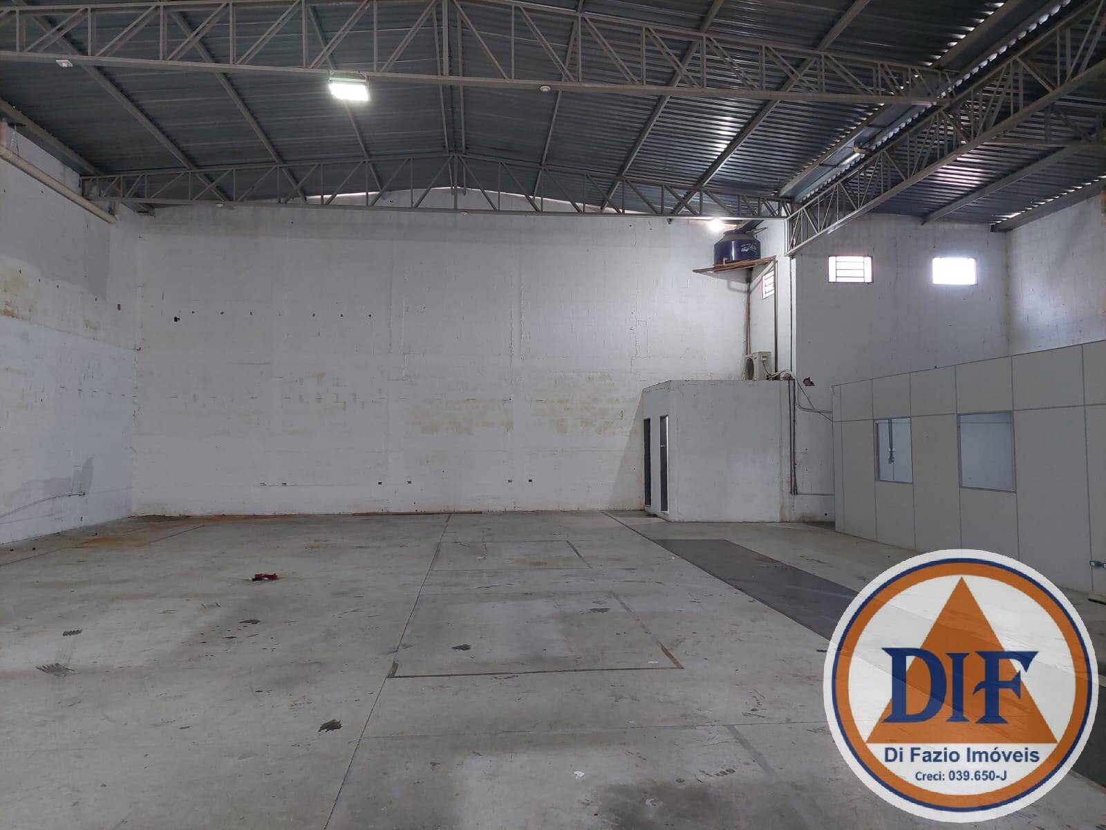 Depósito-Galpão-Armazém para alugar, 825m² - Foto 8