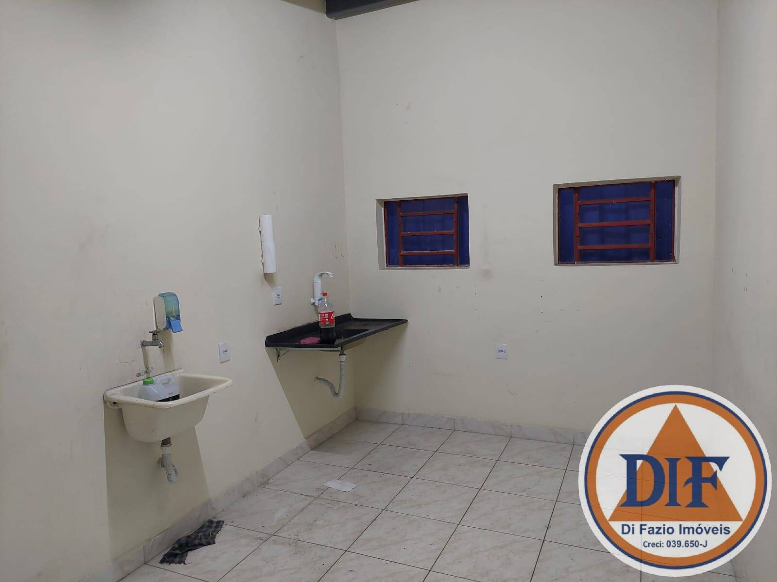 Depósito-Galpão-Armazém para alugar, 825m² - Foto 14
