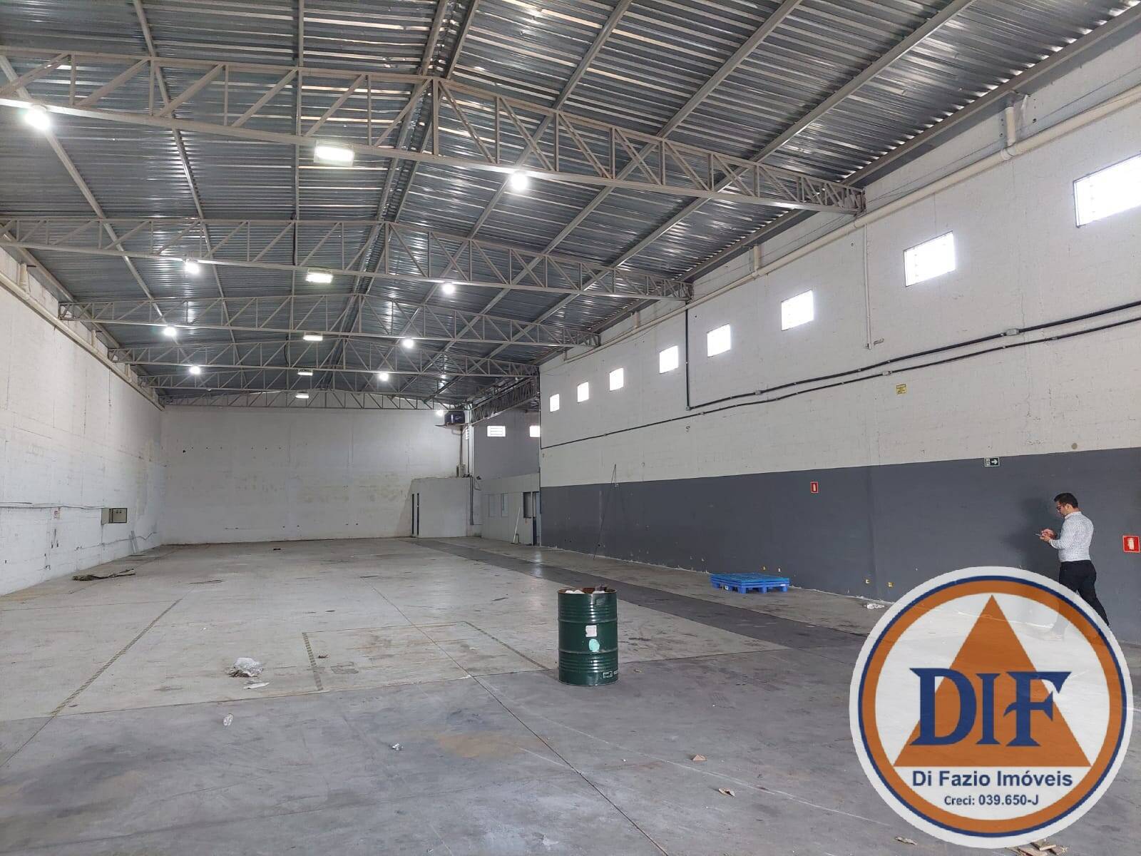 Depósito-Galpão-Armazém para alugar, 825m² - Foto 18