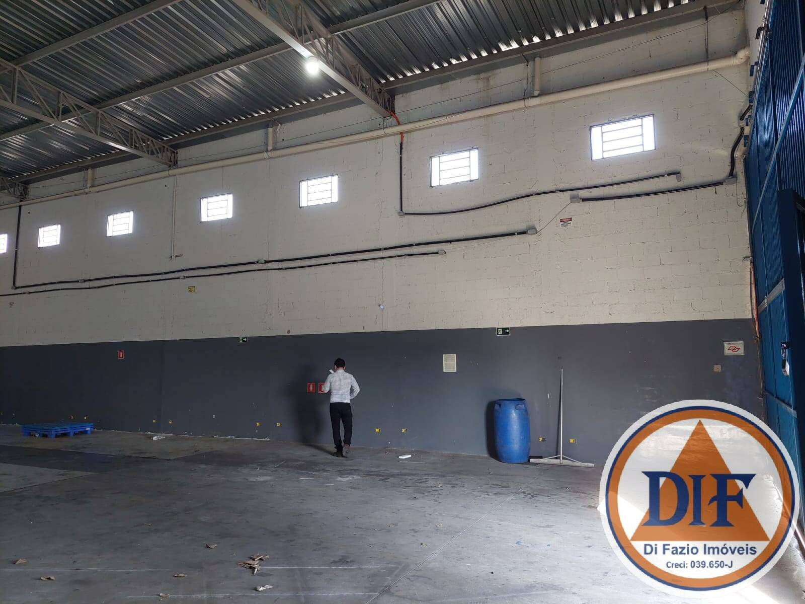Depósito-Galpão-Armazém para alugar, 825m² - Foto 19