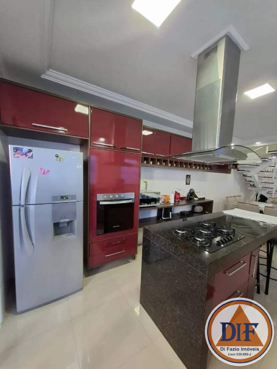 Casa à venda com 3 quartos, 154m² - Foto 9