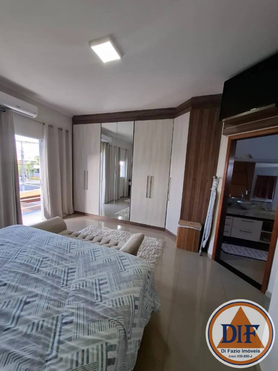 Casa à venda com 3 quartos, 154m² - Foto 11