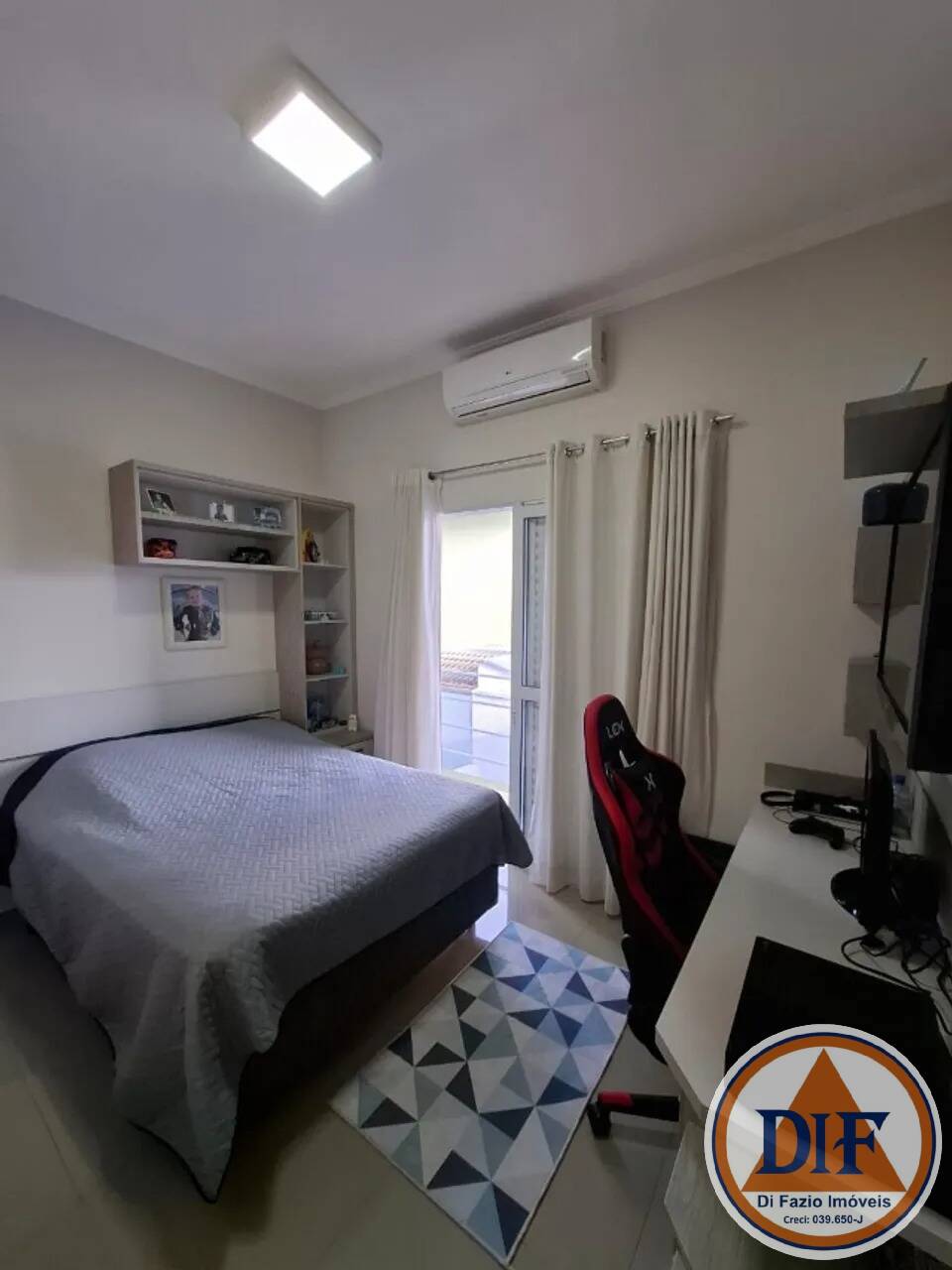 Casa à venda com 3 quartos, 154m² - Foto 14