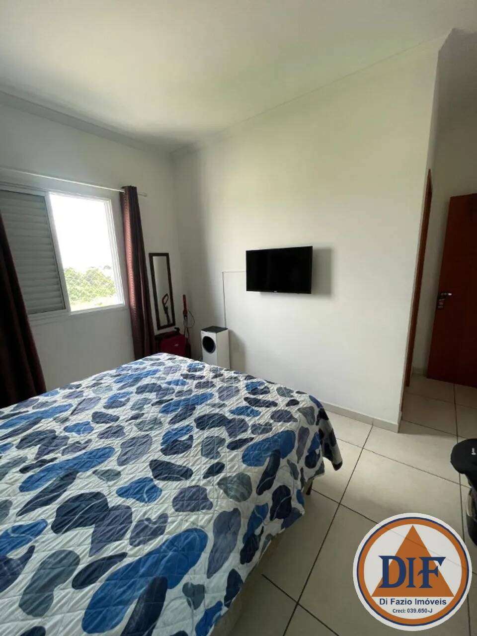 Apartamento à venda com 2 quartos, 70m² - Foto 14