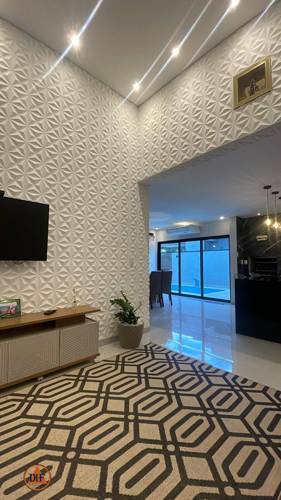 Casa de Condomínio à venda com 3 quartos, 178m² - Foto 1